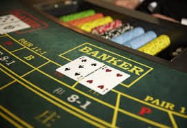 Philippine player browsing live casino and slot games on bet100 ph mobile